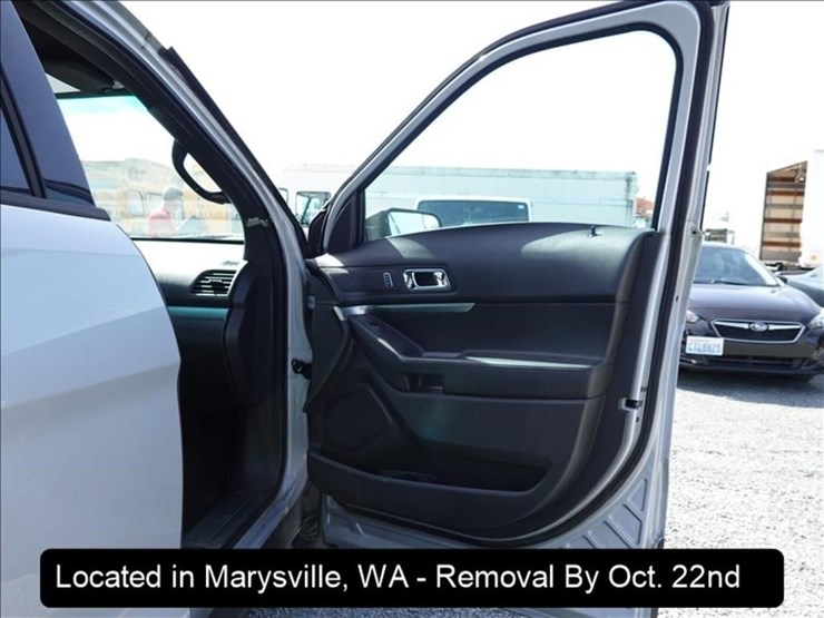2013-ford-explorer-image-25