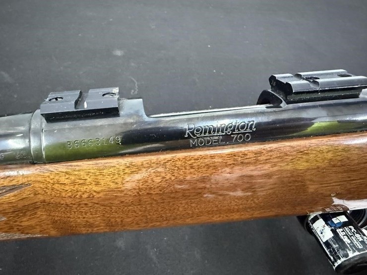 remington-model-700-.243-win-rifle-image-5