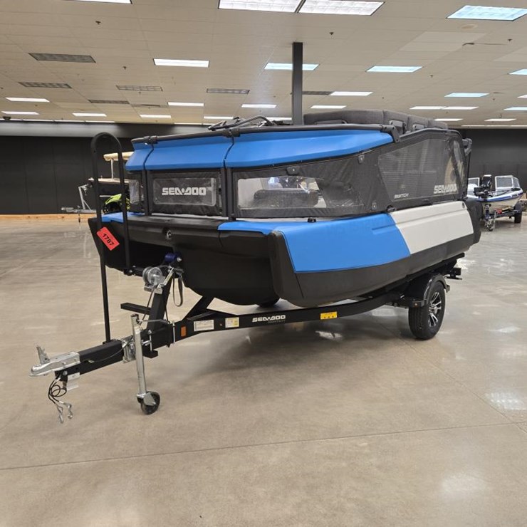 #1787 • Sea-Doo Switch Boat