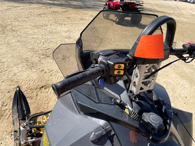 #1895-•-2009-ski-doo-mxz-renegade-600-snowmobile-(sells-with-bill-of-sale-only)-image-36