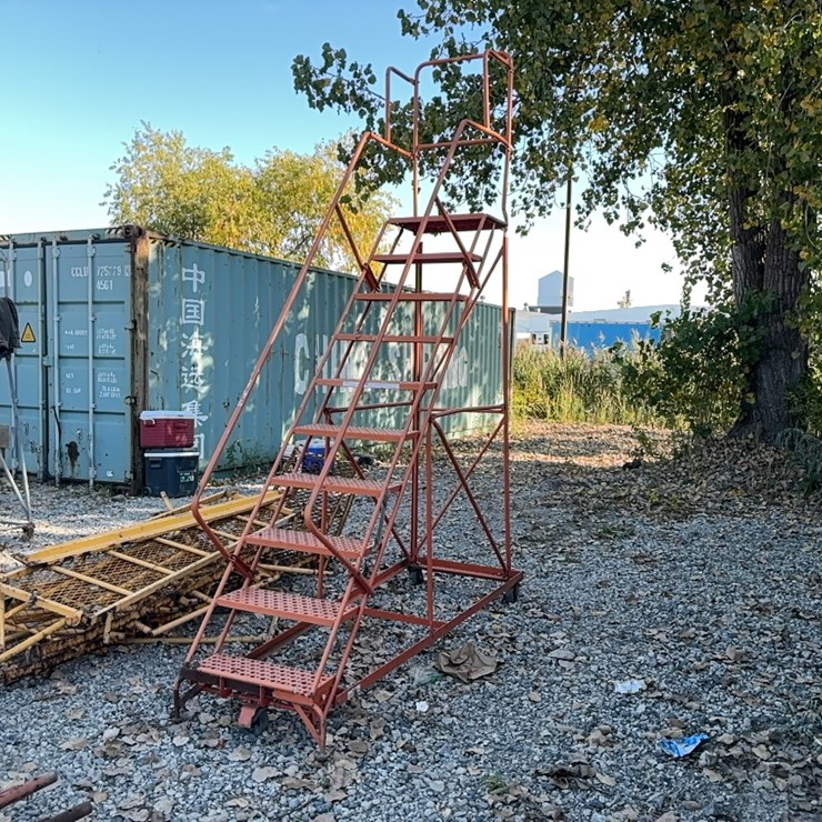 (10) STEP MOBILE STAIRS SUPPORT EQUIPMENT