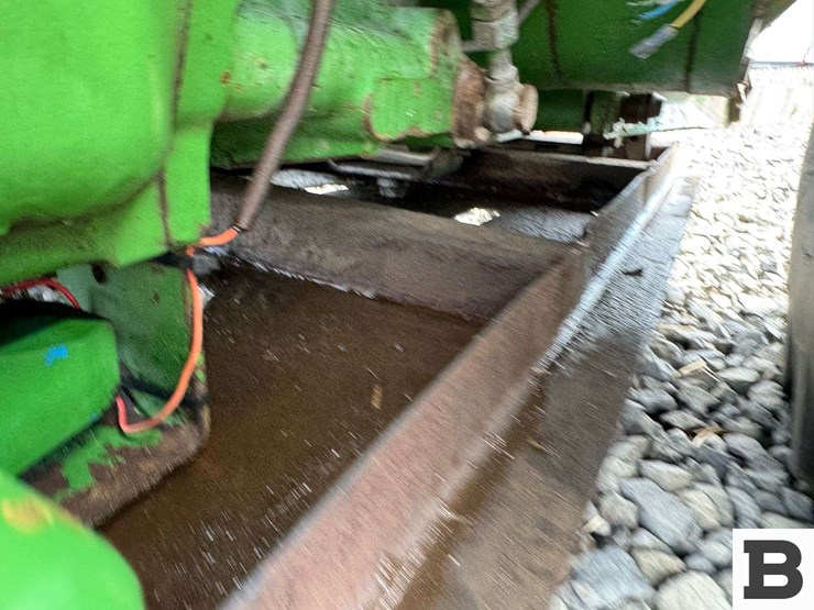 1989-john-deere-2855n-image-63