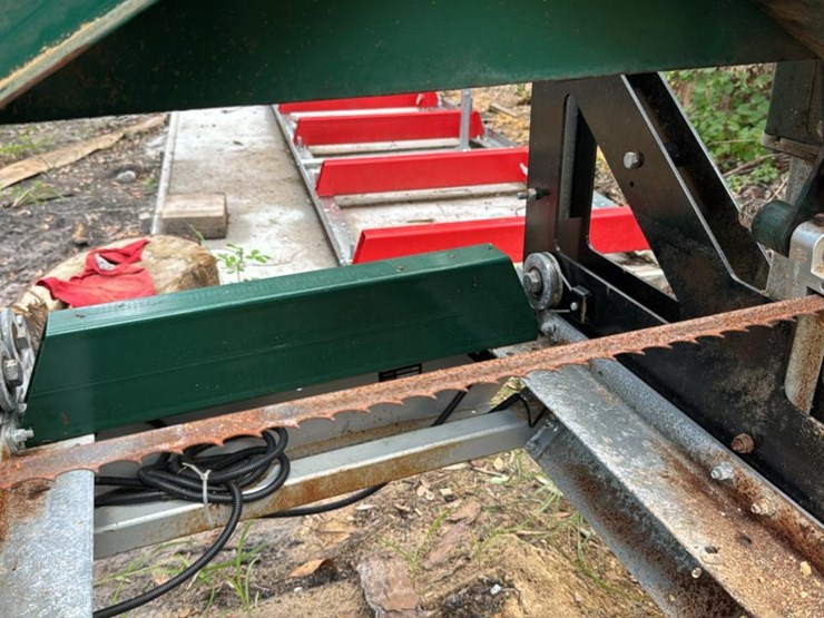 #101-•-2024-woodland-mills-portable-bandmill-image-22