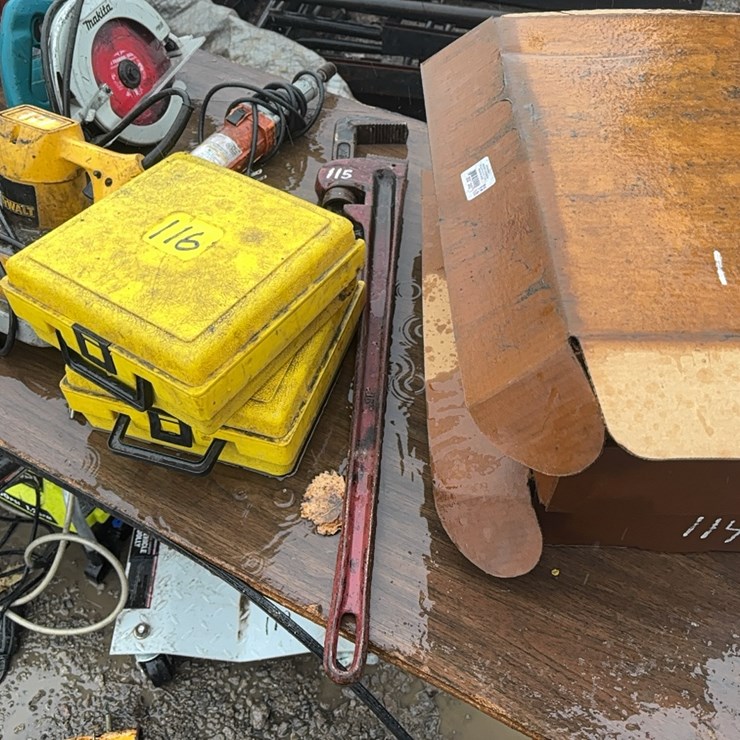 PITTSBURGH 36IN. PIPE WRENCH SUPPORT EQUIPMENT