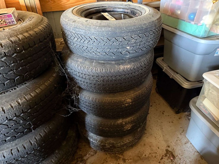 78-14-tires-on-5-bolt-rims-image-1