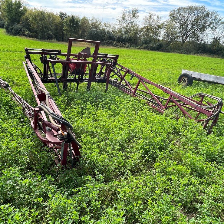 #4427 • Boom Sprayer