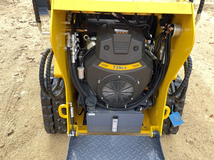 #215-•-new-landhonor-ride-on-skid-steer-loader-image-22