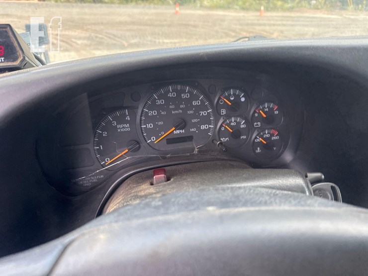 2008-gmc-topkick-c7500-image-26