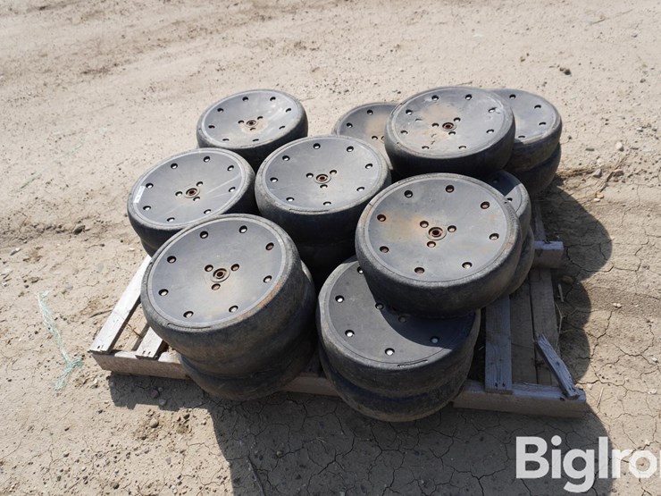 planter-gauge-wheels-image-8