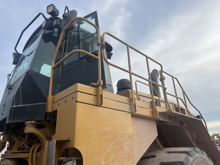 caterpillar-988k-image-36