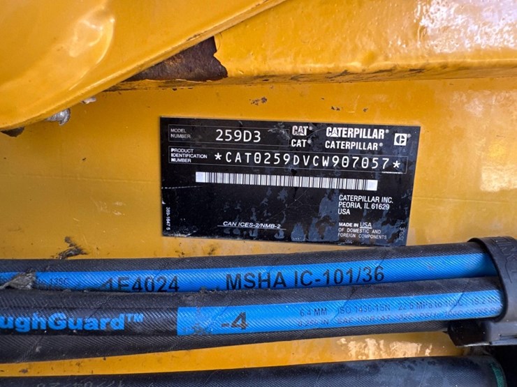 2020-caterpillar-259d3-image-10