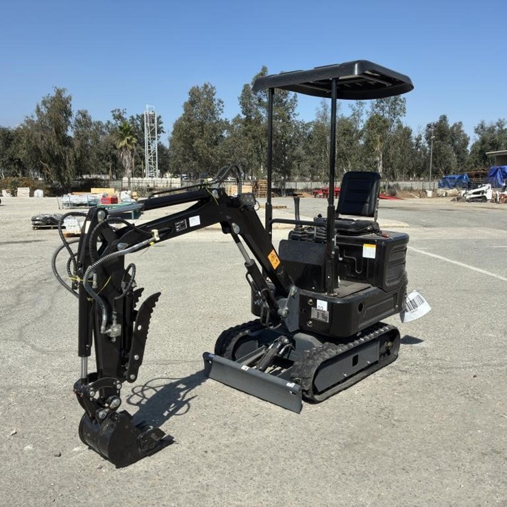2025 Dig Master DM105 Excavator