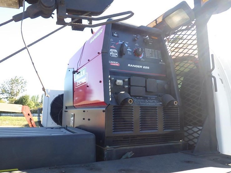 2008-gmc-c5500-11'-s/a-service-truck-image-13
