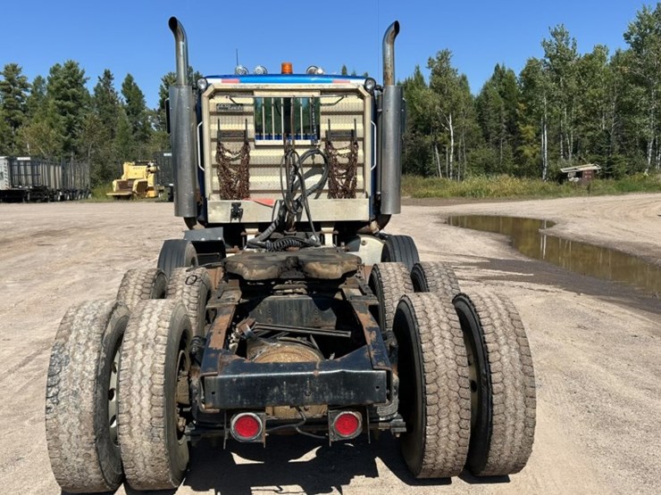#1751-•-2005-western-star-tri-axle-heavy-haul-truck-tracto-image-4