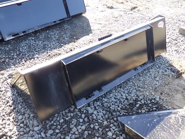 swict-skid-steer-bucket-72"-image-2