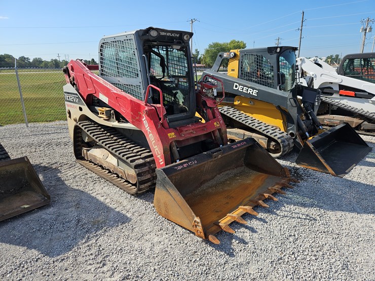 takeuchi-tl12v2-image-1