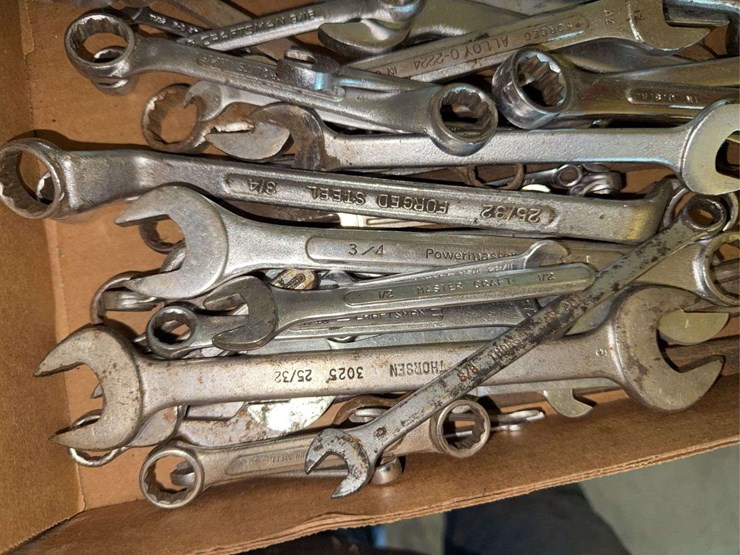 large-quantity-of-wrenches-image-3