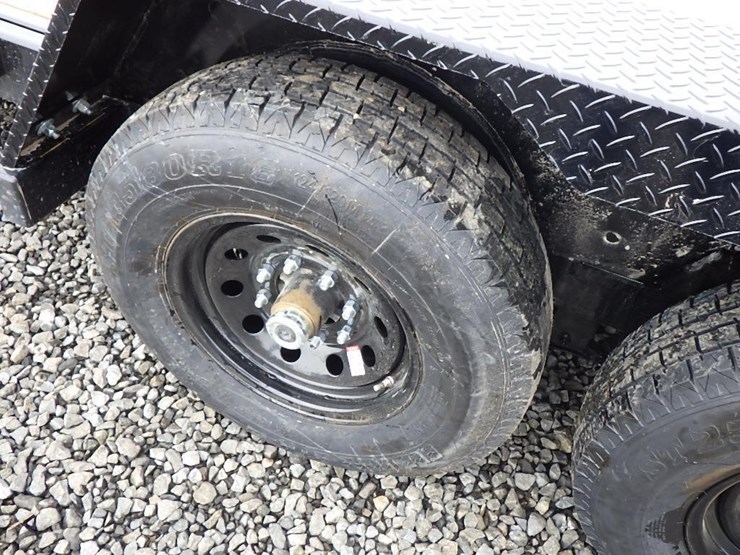 2025-southland-blat7-22'-t/a-tilt-deck-trailer-image-18