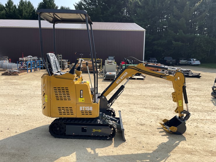 #212-•-new-rt15r-mini-excavator-image-6