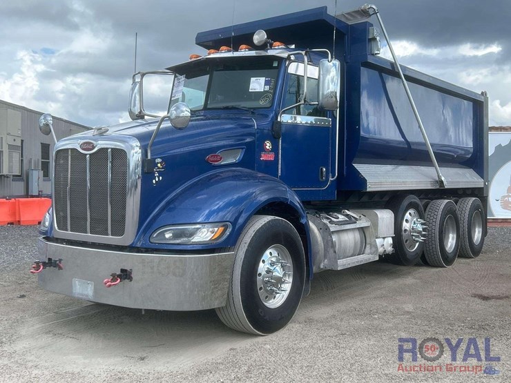 2014-peterbilt-384-image-29