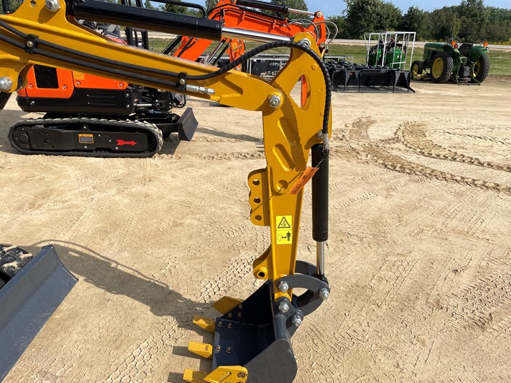 #202-•-new-rt12r-mini-excavator-image-15