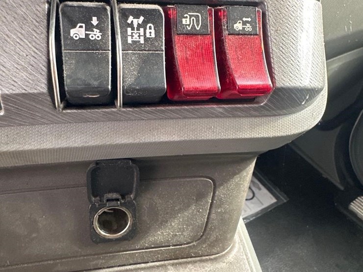 2019-kenworth-t680-image-23