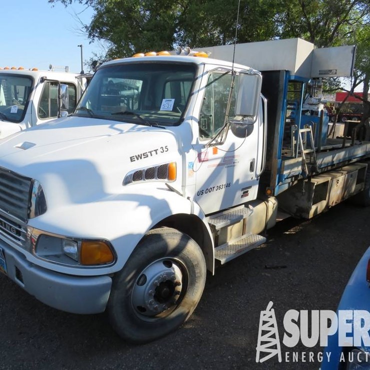(x) (5-21) 2004 STERLING Acerra S/A Day Cab Hardli