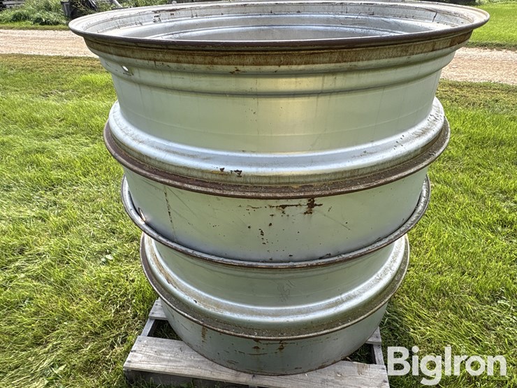 unverferth-46"-band-dual-rims-image-17