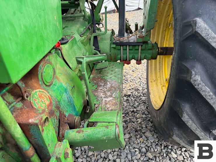 1976-john-deere-2640-image-24