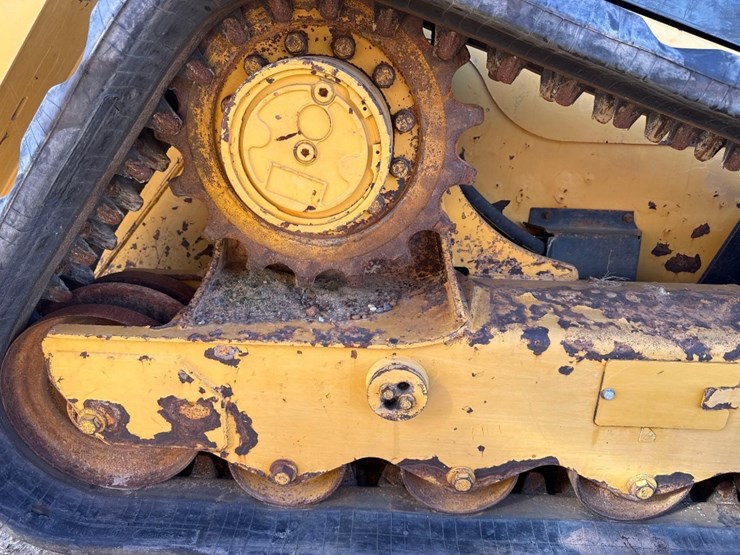 2019-caterpillar-299d2-image-10