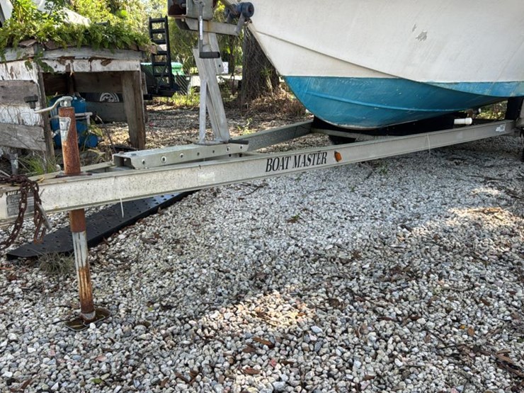 #116-•-1997-marine-fishing-boat-image-34