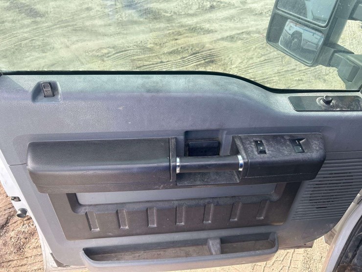 2011-ford-f250-image-10