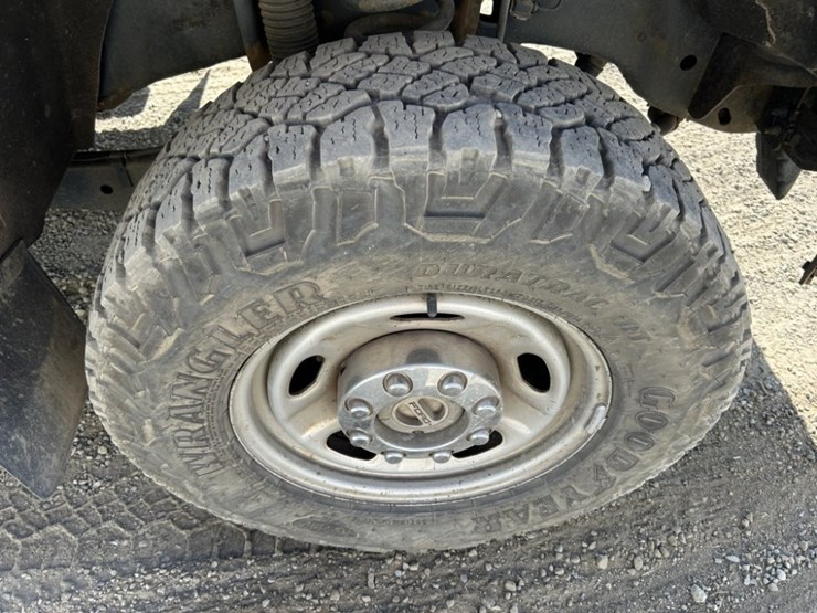 2013-ford-f250-sd-image-13