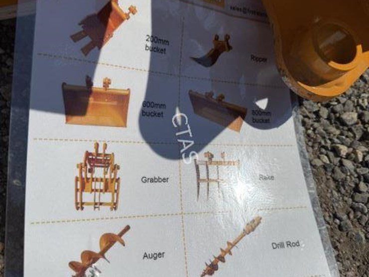 #145-•-cat301-excavator-attachment-set---qty:8-image-4