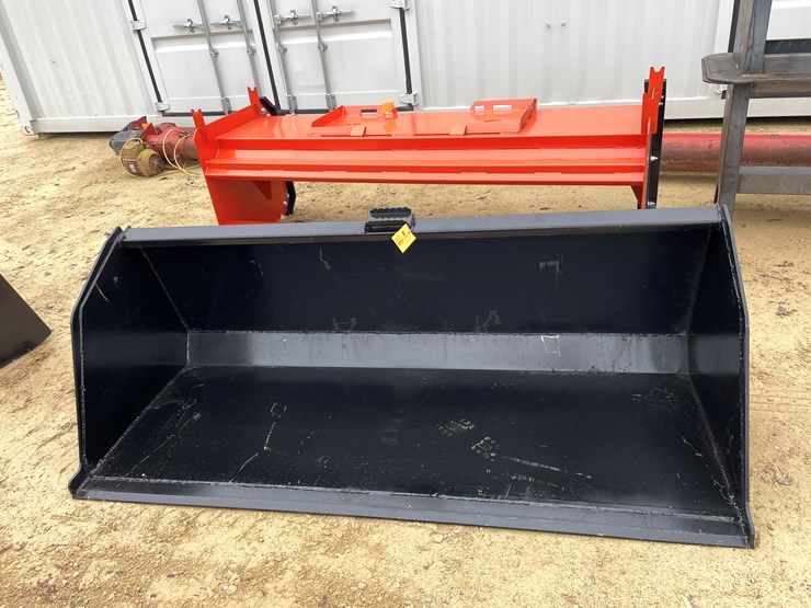 #2007-•-new-kc-84"-snow/litter-skid-steer-bucket-image-2