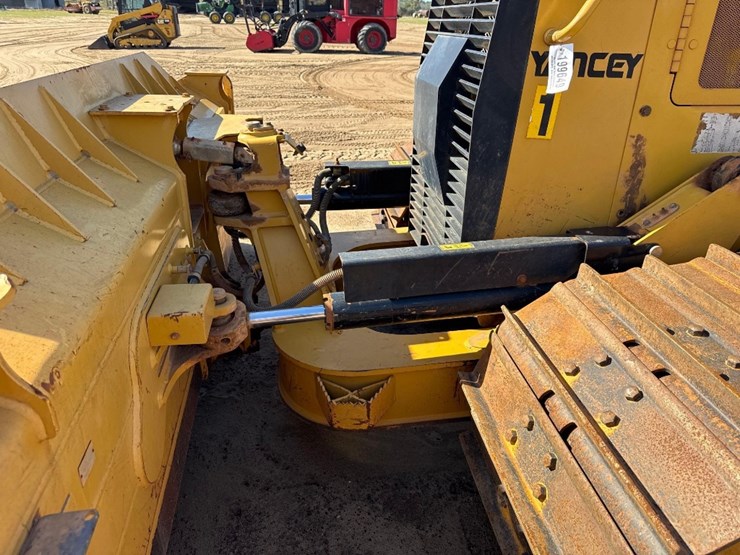 2007-caterpillar-d6k-lgp-image-12
