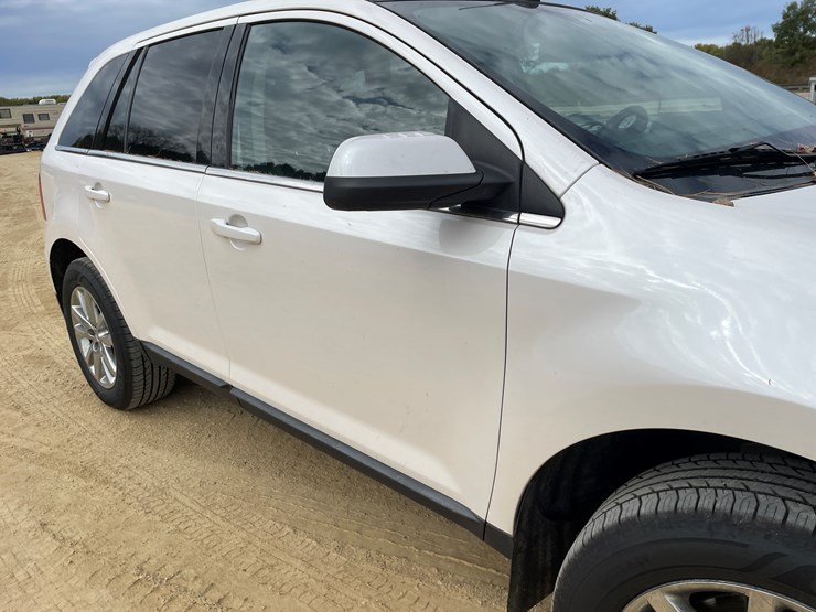 2011-ford-edge-image-19