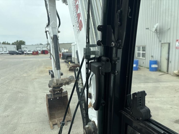 2019-bobcat-e85-image-47