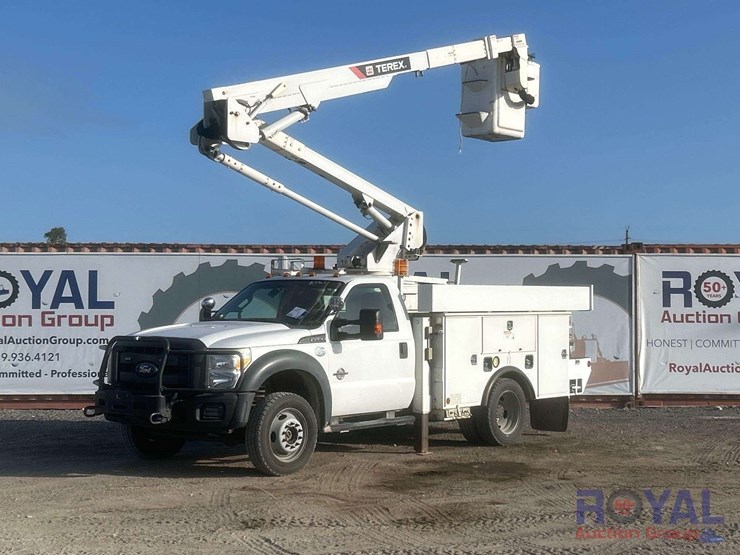 2014-ford-f550-image-1