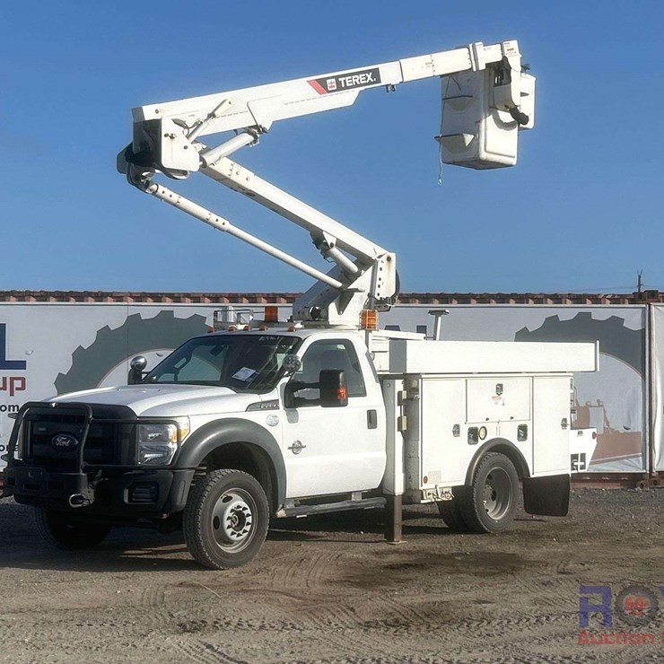 2014 FORD F550