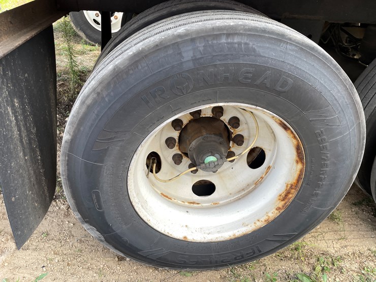 2019-stoughton-trailer-image-85