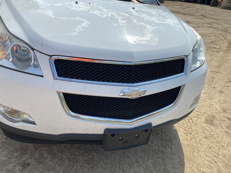 2012-chevrolet-traverse-ls-image-13