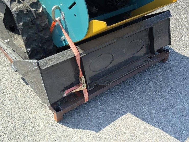 2024-mach-pro-mps300-skid-steer-image-5