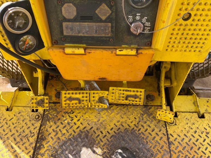 1991-deere-450g-image-23