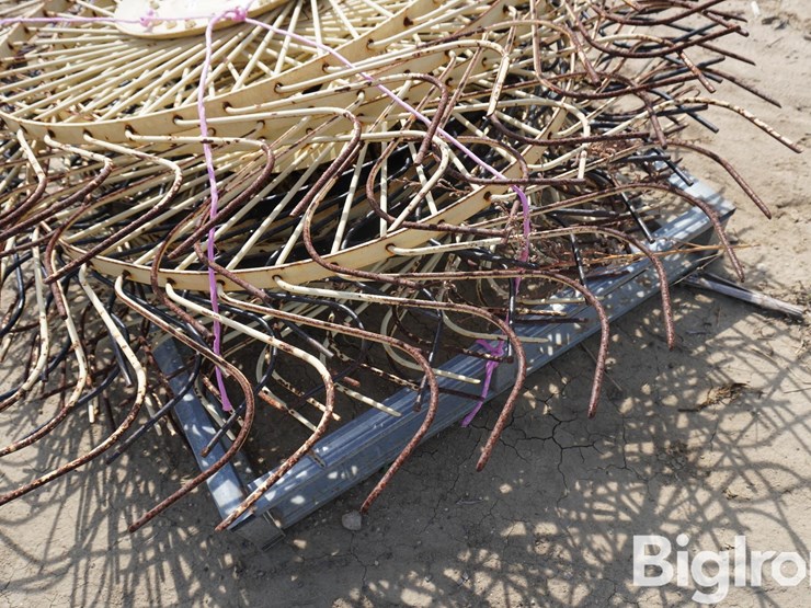 56"-wheel-rake-wheels-image-9