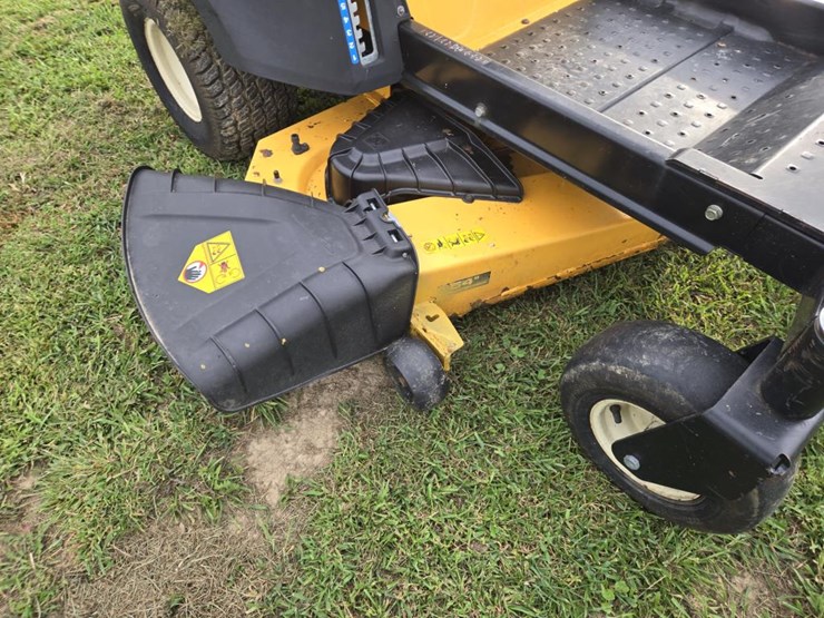 #2867-•-2017-cub-cadet-rztlx-zero-turn-mower-image-5