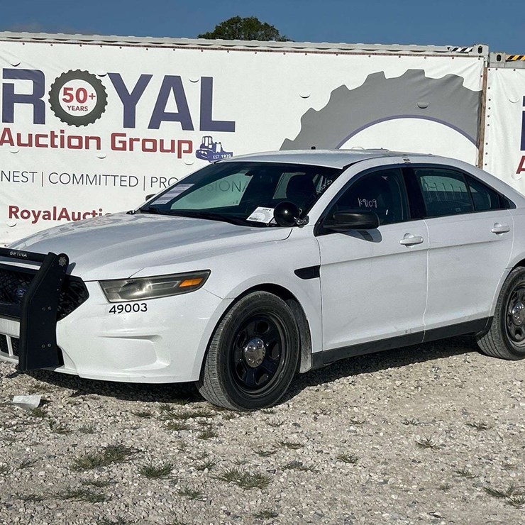 2015 Ford Taurus AWD Sedan