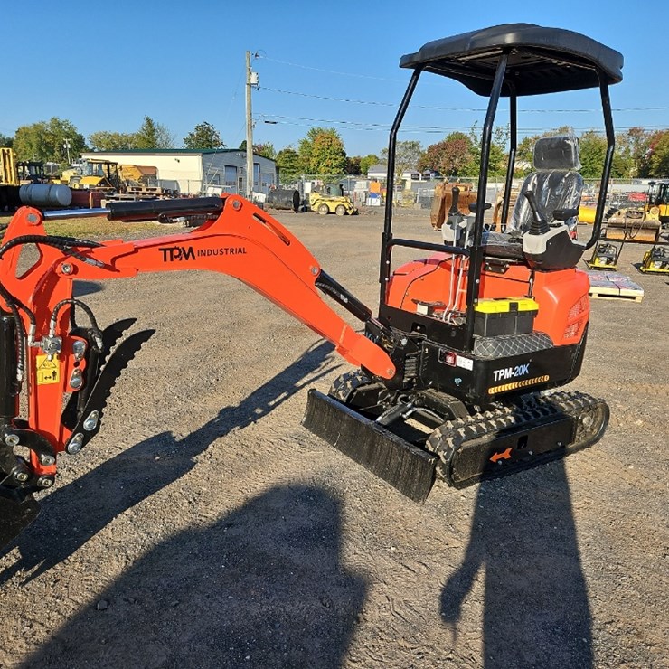 TPM INDUSTRIAL TPM-20K MINI EXCAVATOR