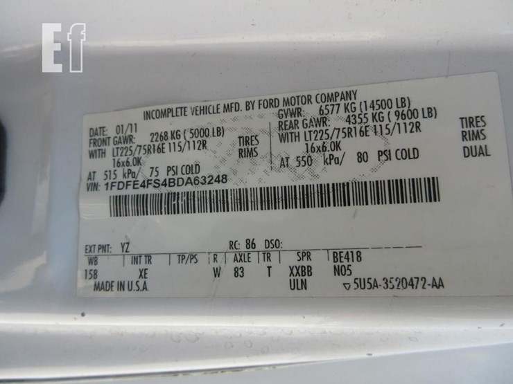 2011-ford-e450-image-22