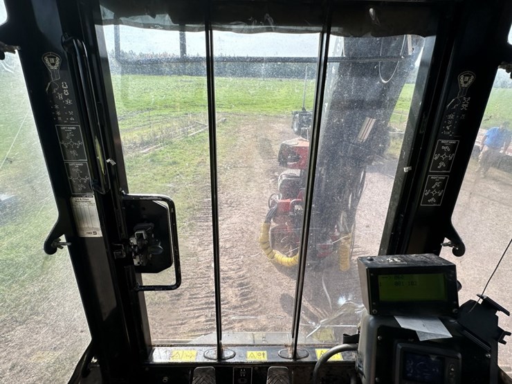 #1850-•-2012-caterpillar-501-hd-processor-image-54
